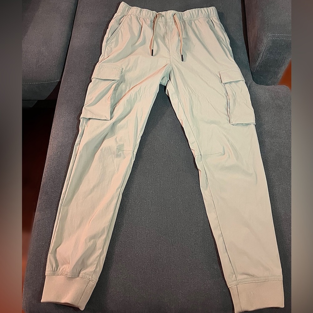 H&M Slim Fit Texture Nylon Cargo Joggers